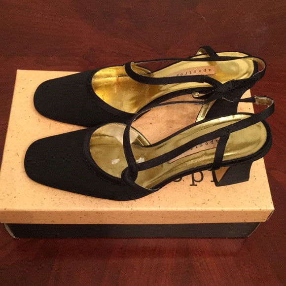 🦊 Apostrophe black square heel. “Clara” - Picture 1 of 3